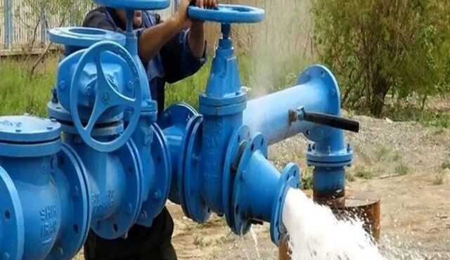 افتتاح ۱۰ پروژه آبرسانی در ملایر همزمان با هفته دولت