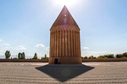 برج تاریخی رادکان، نماد هویتی و فرهنگی شهرستان چناران است