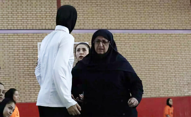 سکوت سرپرست فوتسال زنان حفاری شکست زیبا به تشکر غریبه‌ها نیاز ندارم!