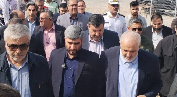 شتاب پروژه ۳۰۰مگاواتی نیروگاه خورشیدی در جنوب تهران