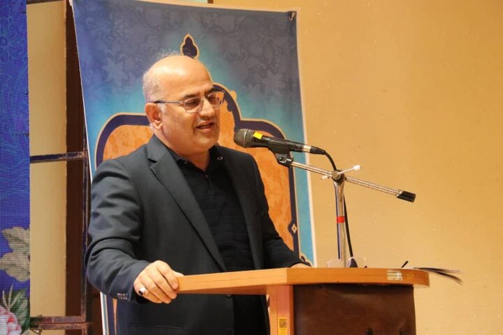 صالحی عمران ۴۰۰ دانشجوی خارجی در دانشگاه مازندران تحصیل می کنند